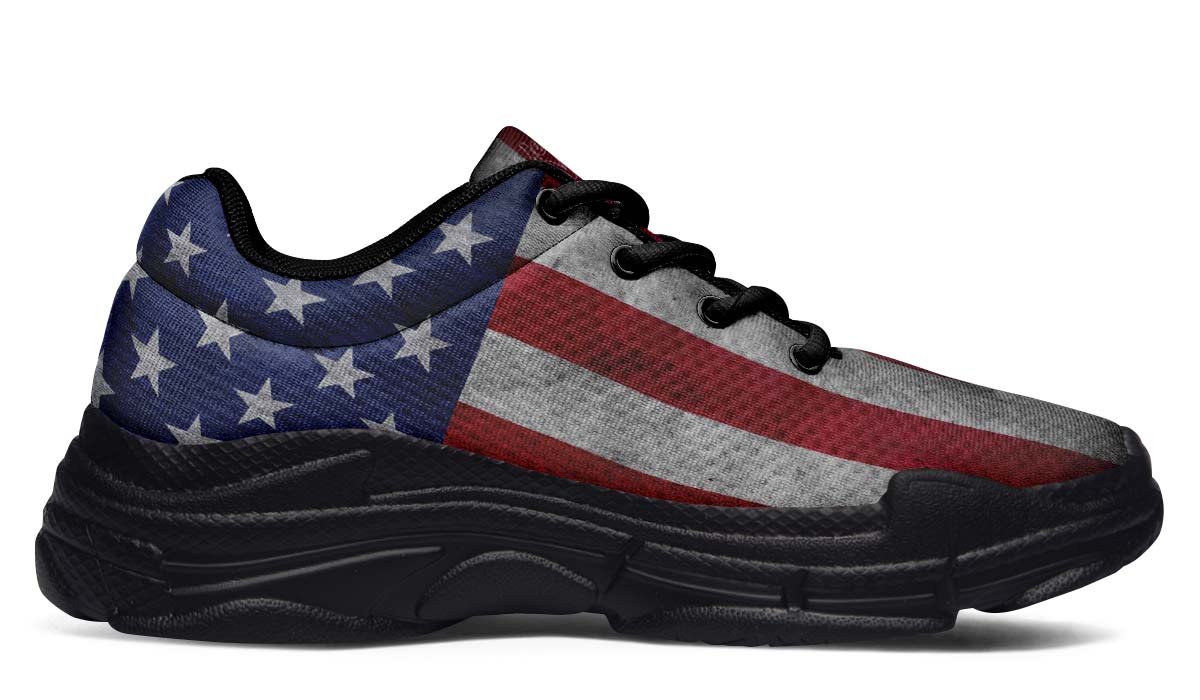 Chunkysneakers-105USA02223-Blk-YWV-STR3.jpg